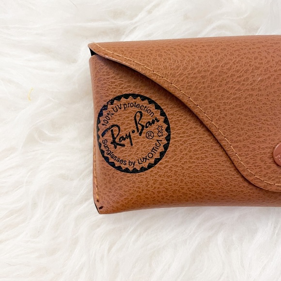 Ray-Ban Case - Picture 2 of 2